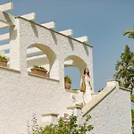 Отель Botania Relais & - The Leading Of The World Форио