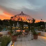 Отель Botania Relais & - The Leading Of The World