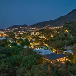 Botania Relais & - The Leading Of The World Отель