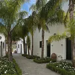 Botania Relais & - The Leading Of The World Отель Форио