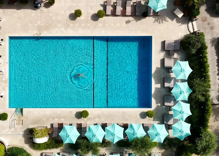 Botania Relais & - The Leading Of The World Отель 5*