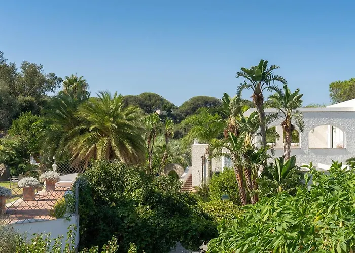 Botania Relais & - The Leading Of The World Отель