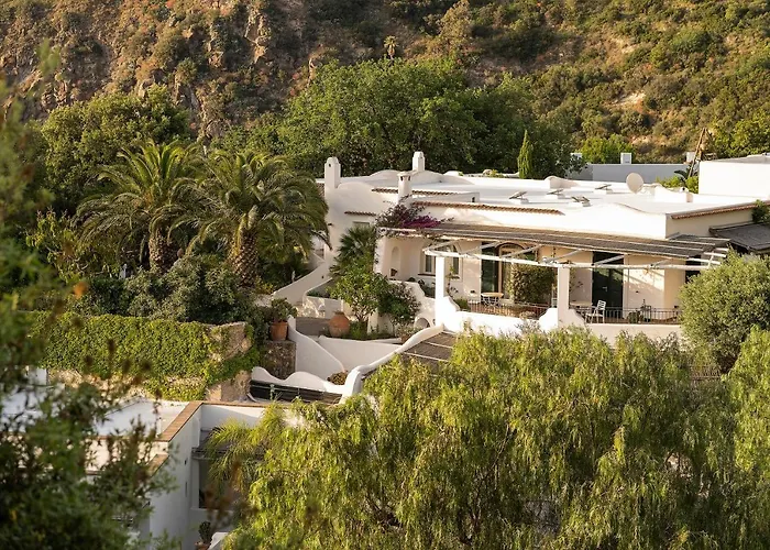 Botania Relais & - The Leading Of The World