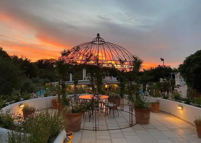 Отель Botania Relais & - The Leading Of The World