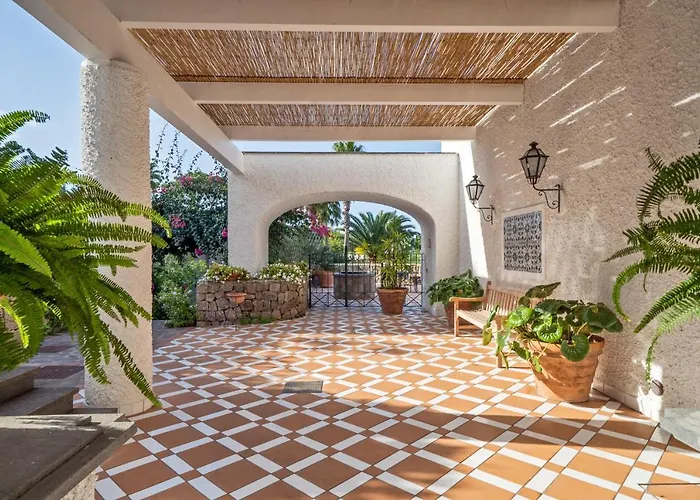 Botania Relais & - The Leading Of The World Отель Форио