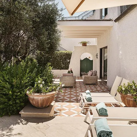 Hotel Botania Relais & - The Leading Of The World 5*